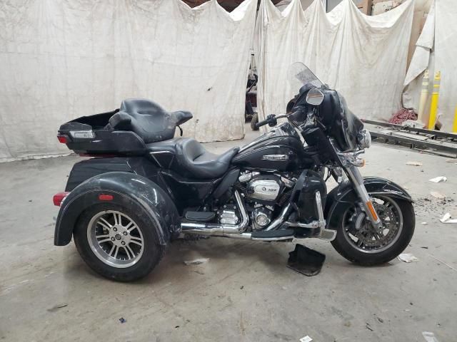 2017 Harley-Davidson Flhtcutg TRI Glide Ultra