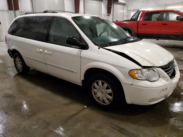 2007 Chrysler Town & Country Touring