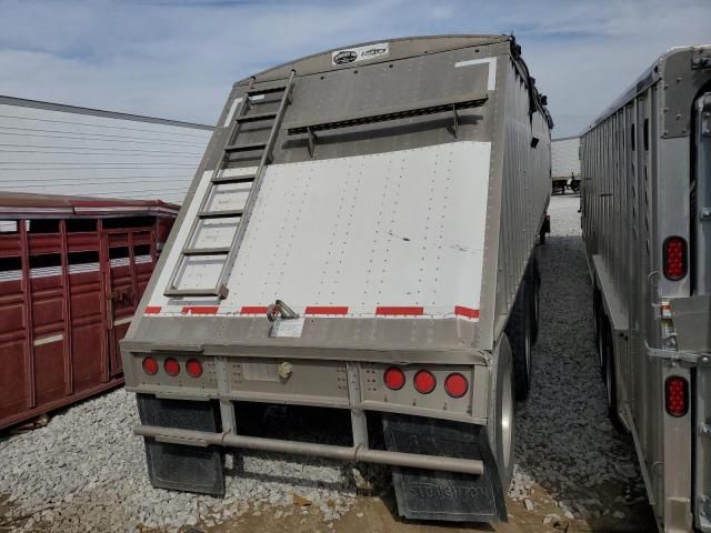 2019 Cornhusker Grain Trailer