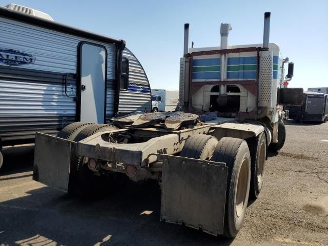 1982 Freightliner COE Semi Truck