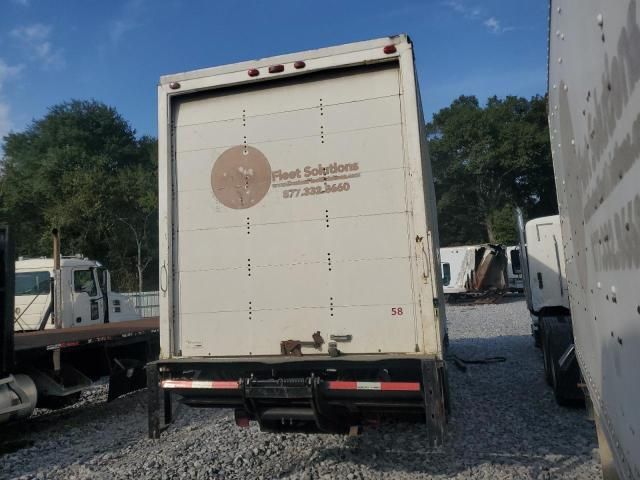 2001 International 4000 4700