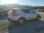 2020 Volvo XC40 T5 Momentum