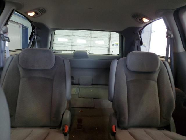2005 Dodge Grand Caravan SXT