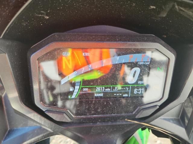 2025 Kawasaki EX650 P