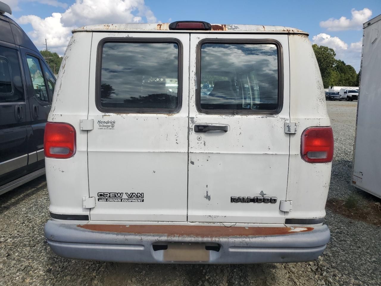 2000 Dodge RAM Van B1500