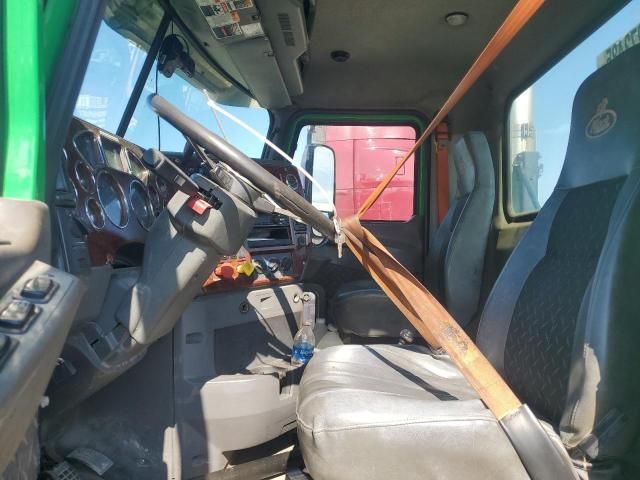 2016 Mack CXU613 Semi Truck