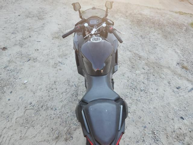 2024 Kawasaki EX500 H