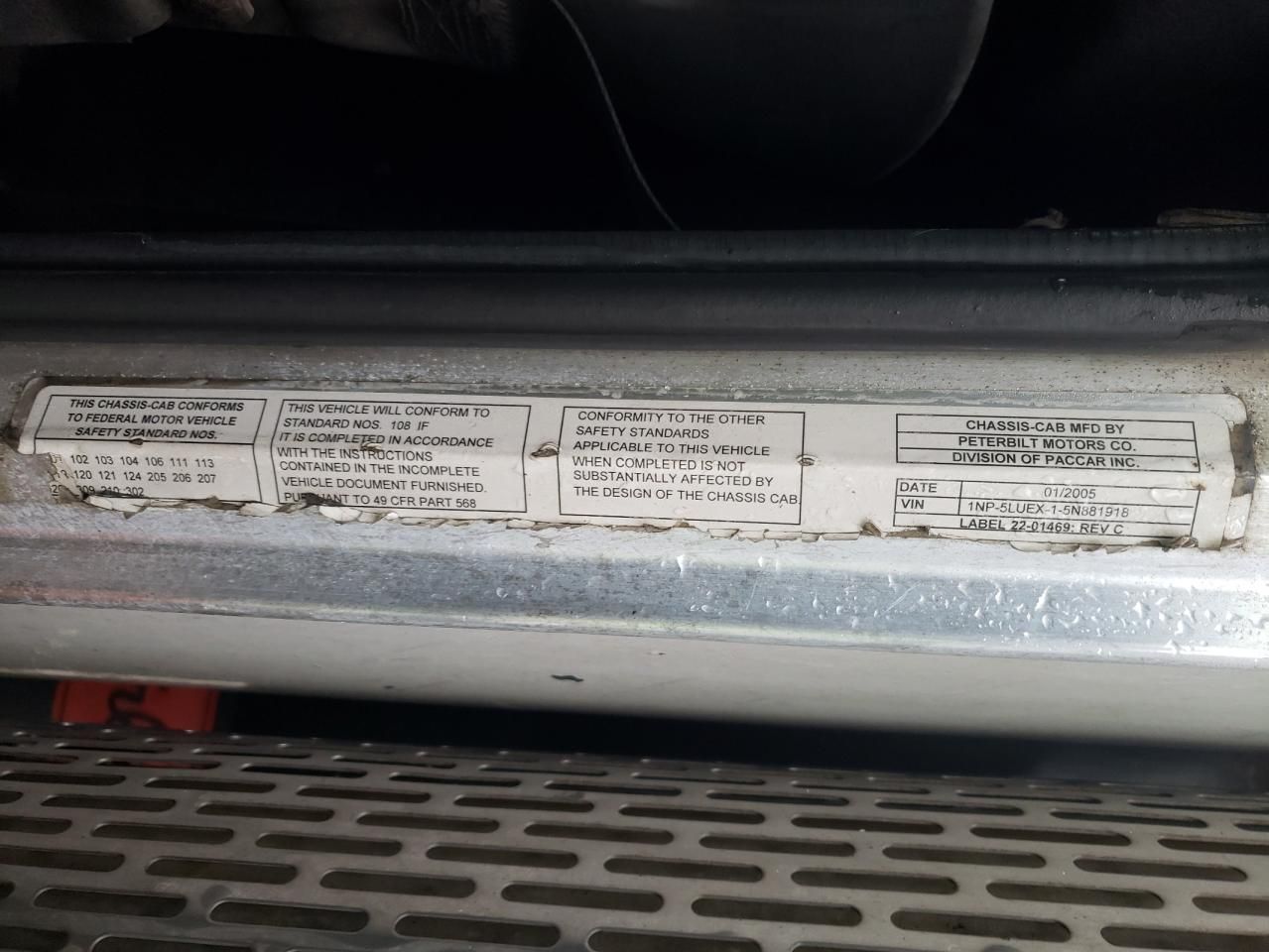 2005 Peterbilt 379 Dump Truck