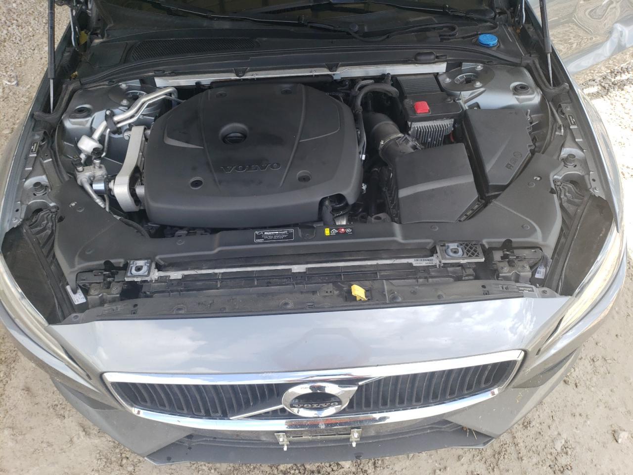 2019 Volvo S60 T5 Momentum