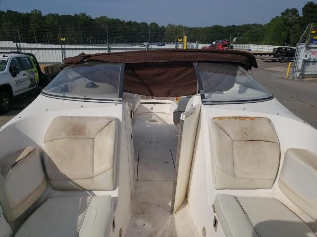 2004 Regal Boat
