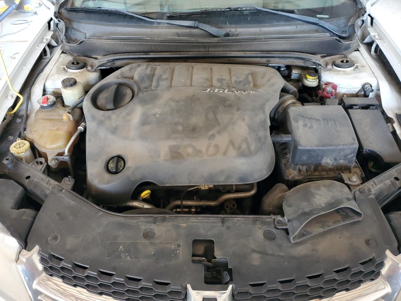 2012 Dodge Avenger se