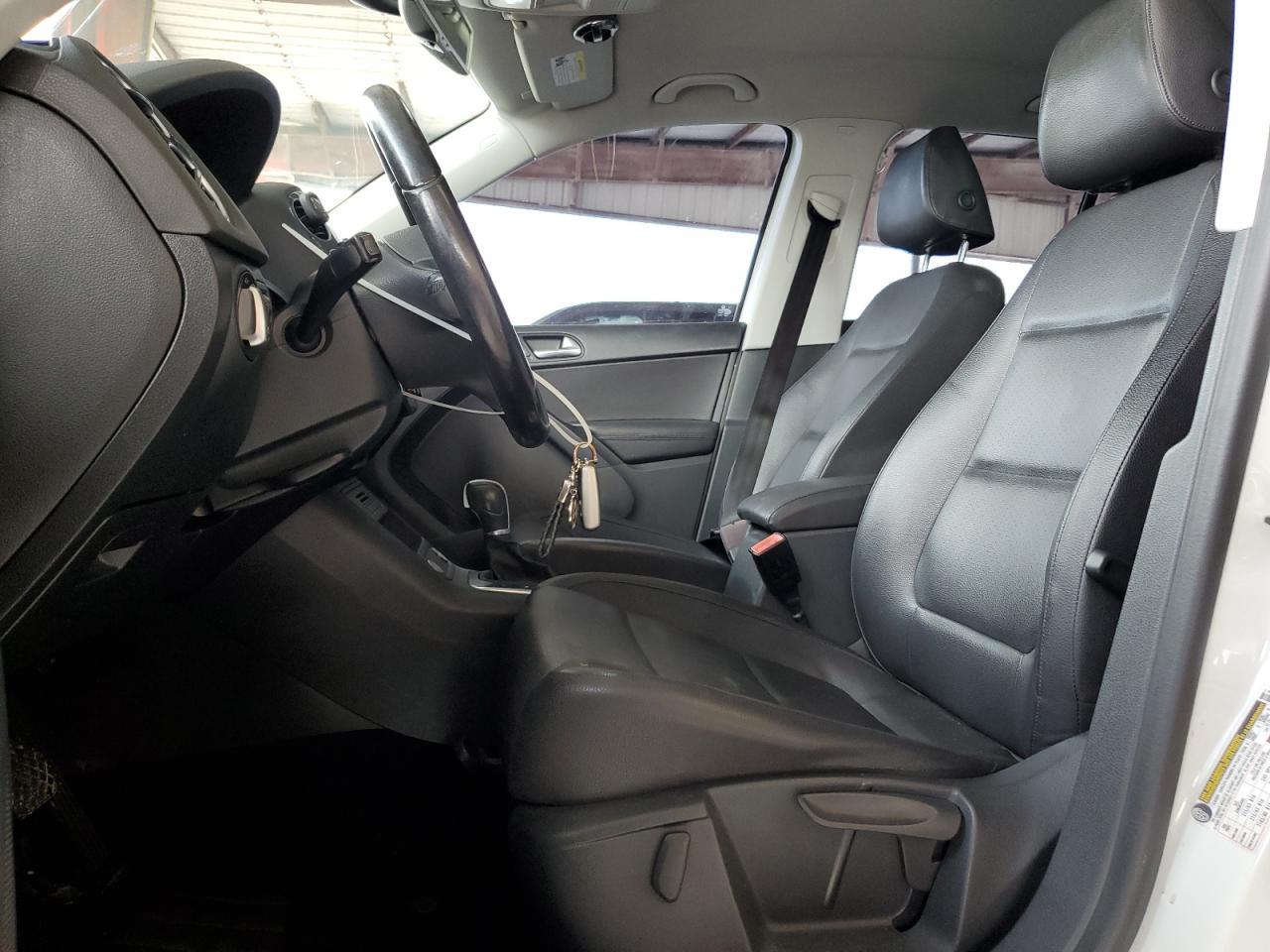 2017 Volkswagen Tiguan s