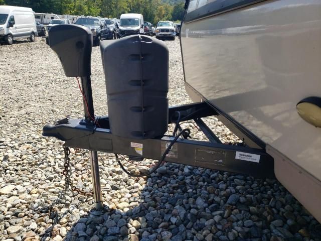 2018 Rockwood 233S-RV