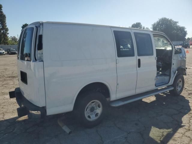 2024 Chevrolet Express G2500