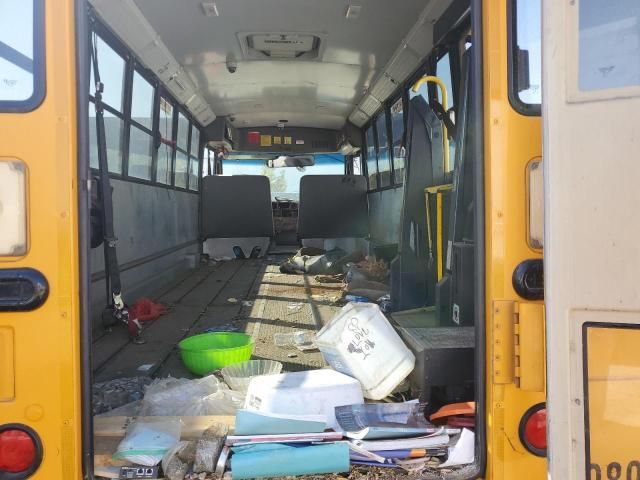 2011 Freightliner 2011 Thomas SAF-T-LINER C2-School Bus