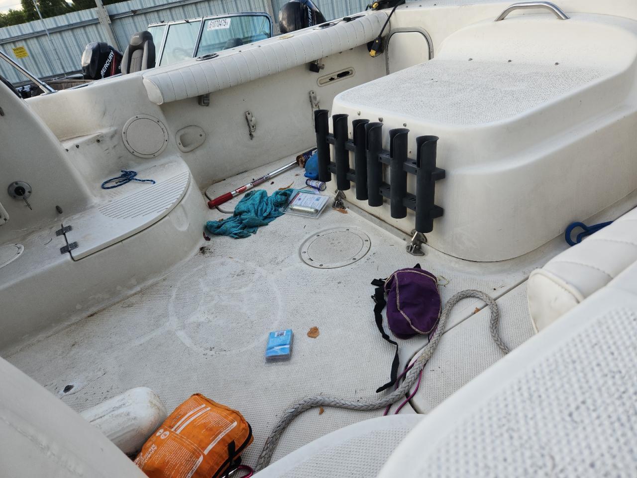 2001 Bayliner Boat-Boat