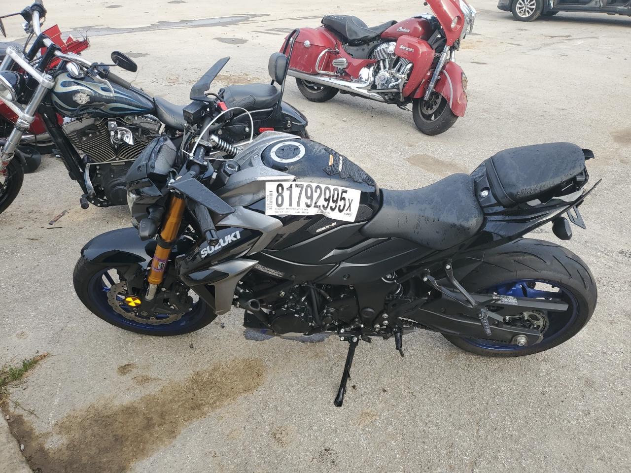 2023 Suzuki GSX-S750 M