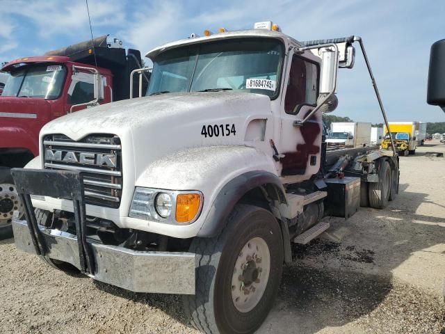 2006 Mack CV713 ROLL-OFF Container Truck