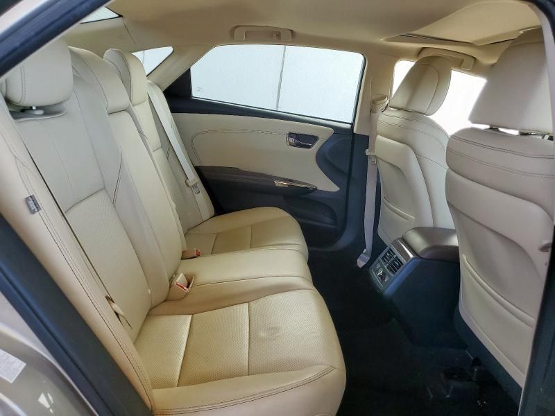 2014 Toyota Avalon Hybrid