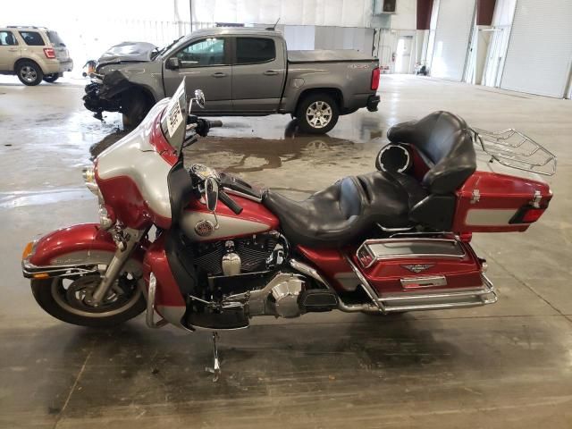 2004 Harley-Davidson Flhtcui