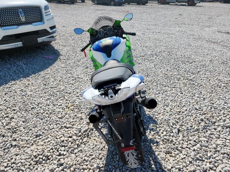 2024 Kawasaki ZX1400 J
