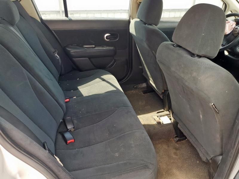 2010 Nissan Versa S