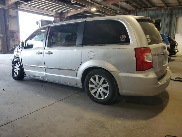 2011 Chrysler Town & Country Touring L