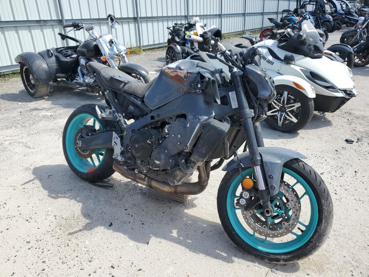 2022 Yamaha MT09
