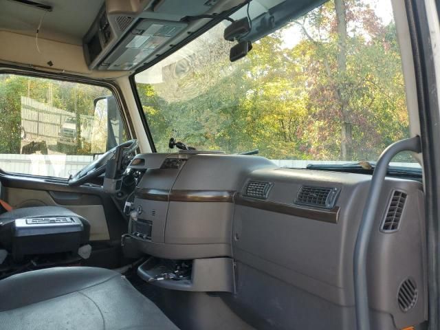 2016 Volvo VNL Semi Truck