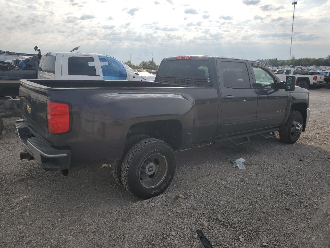 2015 Chevrolet Silverado C3500 LT