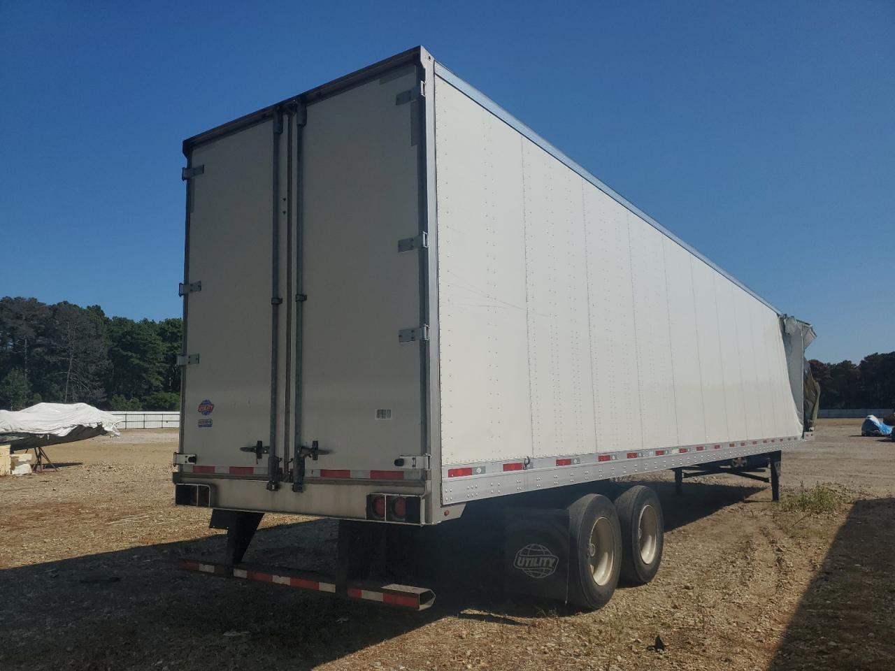 2025 Utility VS2DX DRY Van Trailer
