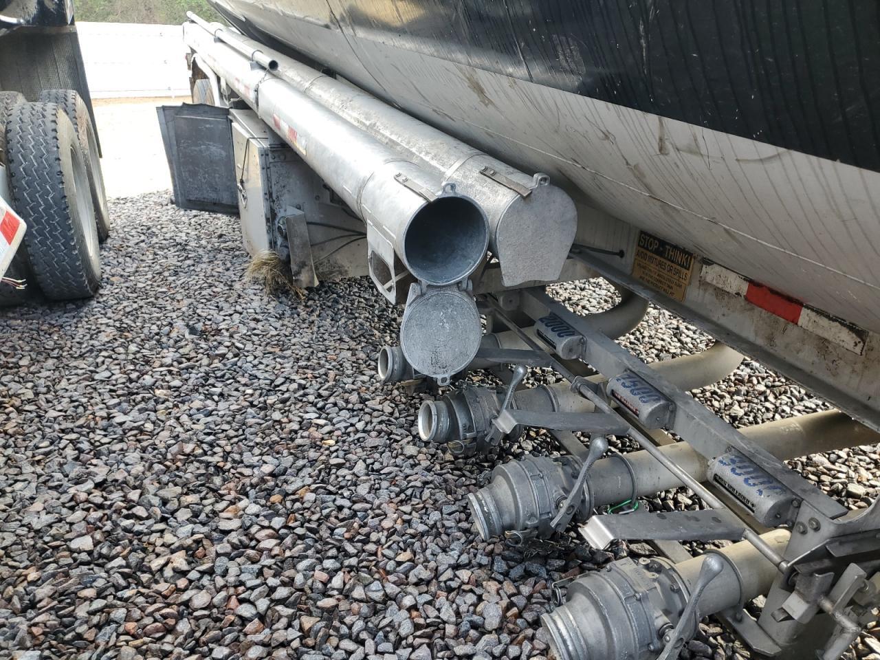 2007 Polar Tank Trailer