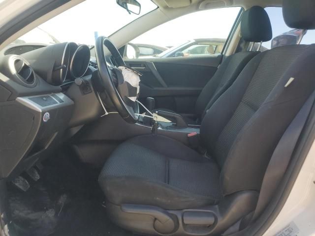 2013 Mazda 3 I