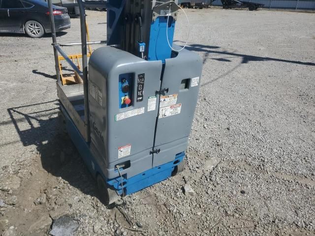 2006 Genie Vertical Lift