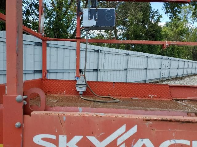 2014 Skyjack Sjiii 4632 Scissor Lift