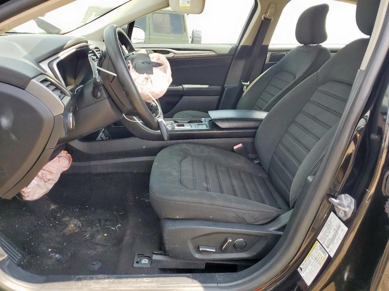 2019 Ford Fusion se