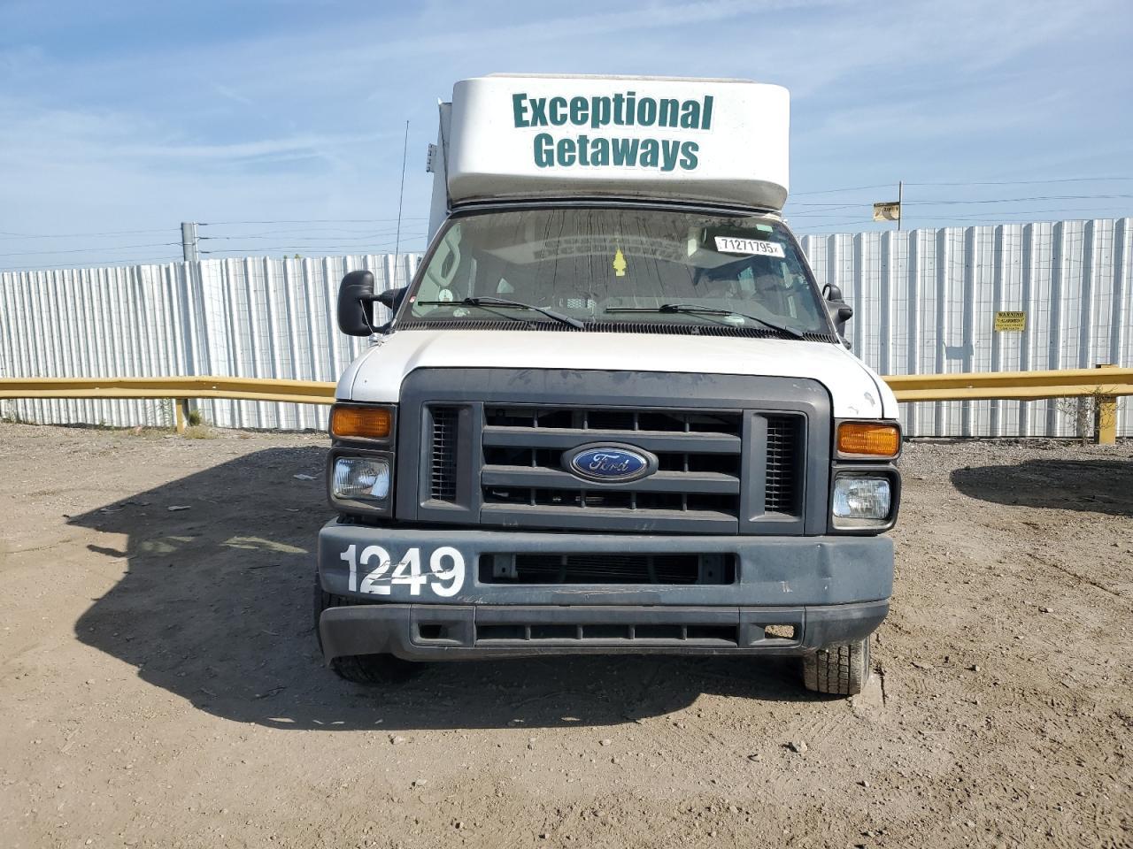 2013 Ford Econoline E350 Super Duty Van