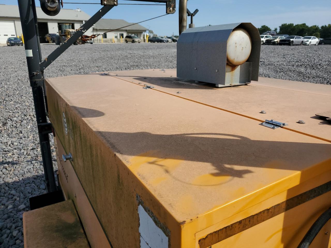 2001 Fenex 2001 Team Fenex F151NP Manhole Support Trailer