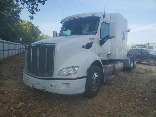 2019 Peterbilt 579 Semi Truck
