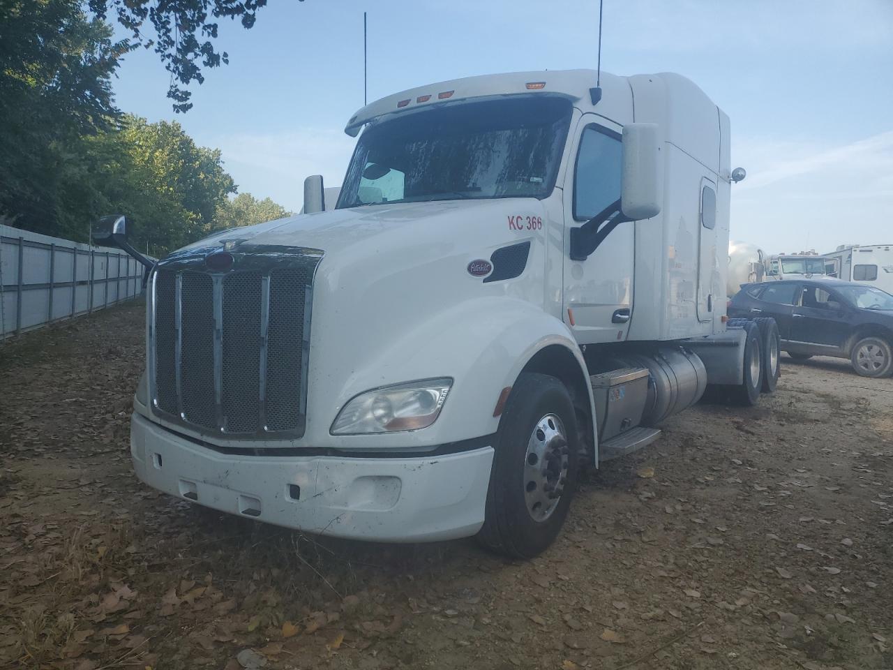 2019 Peterbilt 579 Semi Truck
