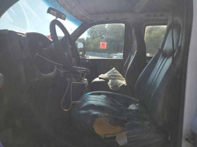 2004 GMC Savana G2500