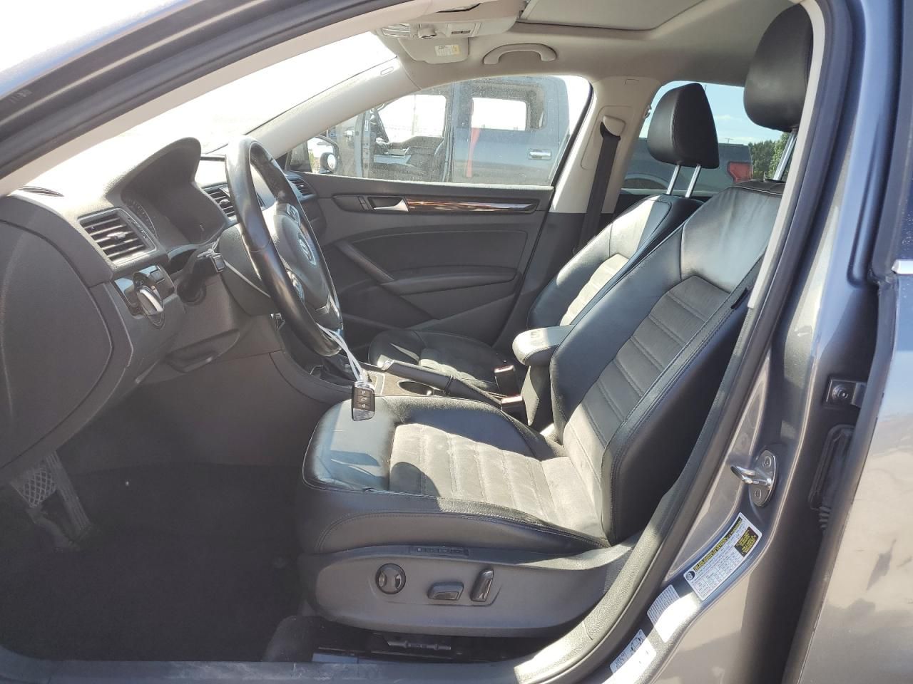 2015 Volkswagen Passat sel