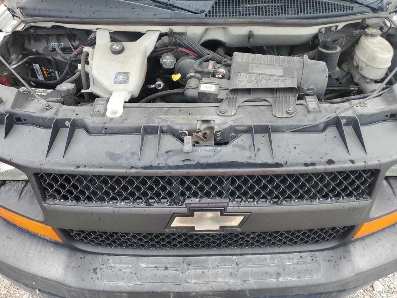 2013 Chev Express G2500