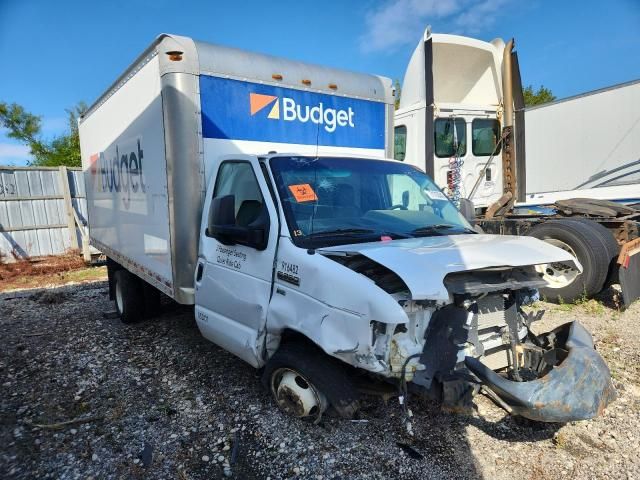 2019 Ford Econoline E350 Super Duty Cutaway Van