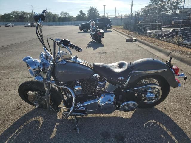 2010 Harley-Davidson Flstc