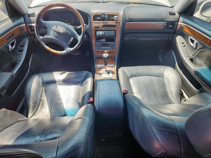 2005 Hyundai XG 350