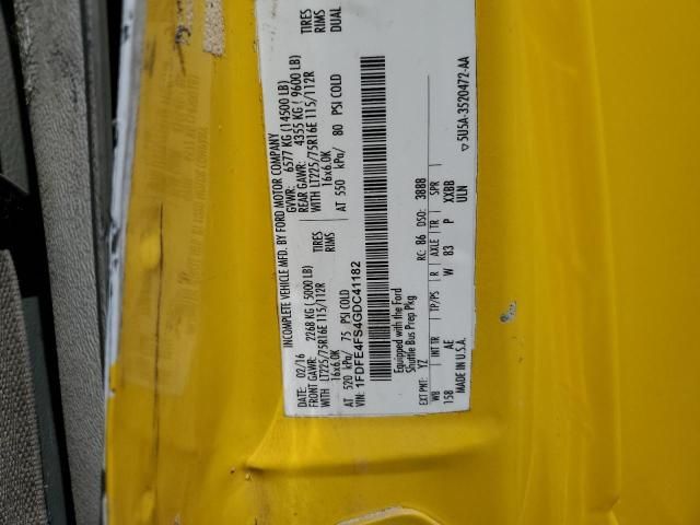 2016 Ford Econoline E450 Super Duty Cutaway Van