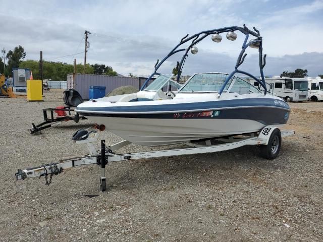 2000 Boat Boat