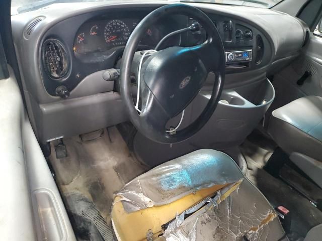 1999 Ford Econoline E350 Super Duty Van