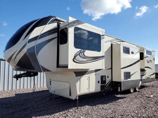 2020 Grand Design Solitude-Camper